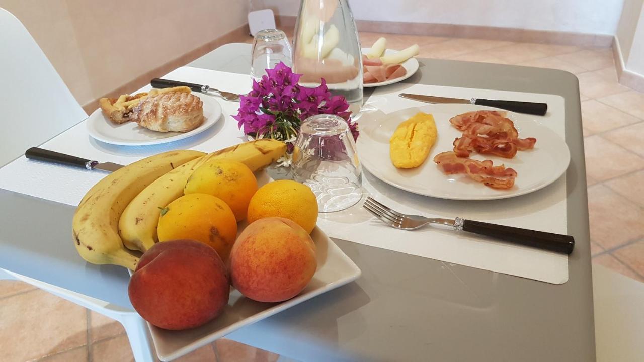 Bed and Breakfast Residenza Dama Ricadi Exterior foto