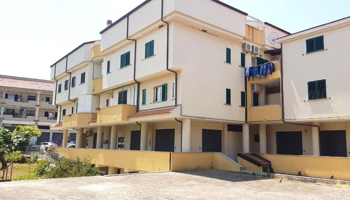 Bed and Breakfast Residenza Dama Ricadi Exterior foto