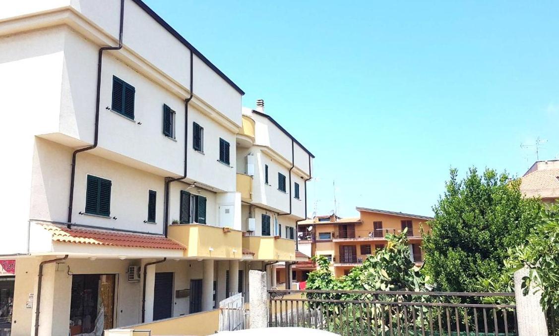 Bed and Breakfast Residenza Dama Ricadi Exterior foto