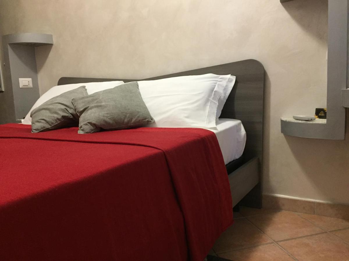 Bed and Breakfast Residenza Dama Ricadi Exterior foto